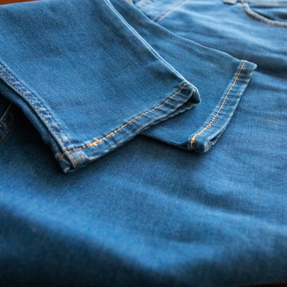 Levis 721 Vintage Women's High Rise Skinny Jean - Picture 4 of 4